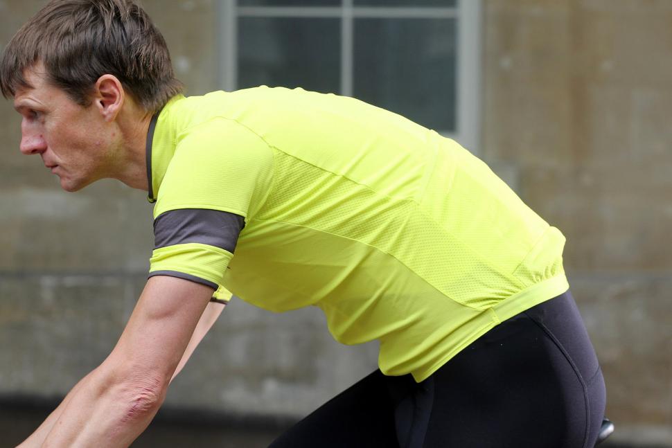 Review: Rapha Super Lightweight Jersey | road.cc